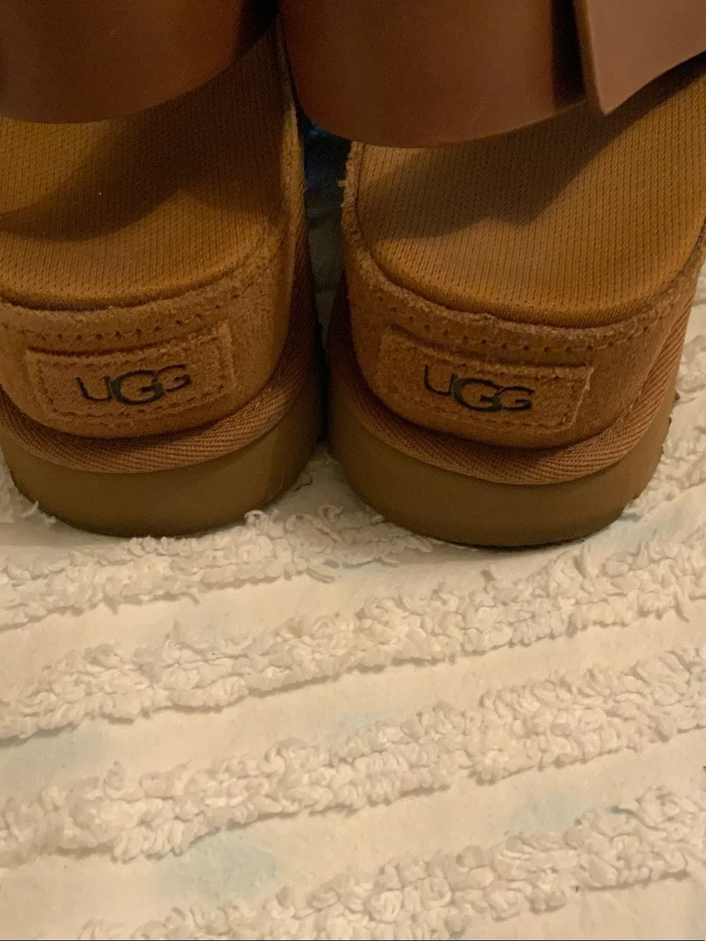 UGG Women’s Chestnut Velcro Slingback Sandals 8.5